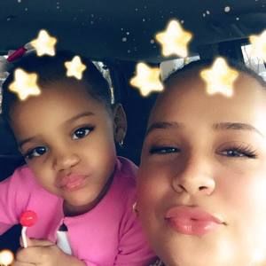 Meet your Posher, Yari